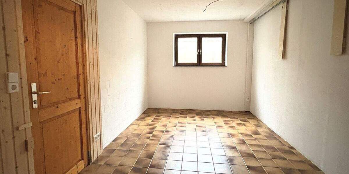 Etagenwohnung Stuttgart Zuffenhausen - 4 Zimmer, 98 m&sup2;, 490.000&euro; | Angebot:24843763