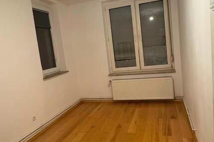 Wohnung in zentraler Lage in Stuttgart zu vermieten 2.5 zimmer