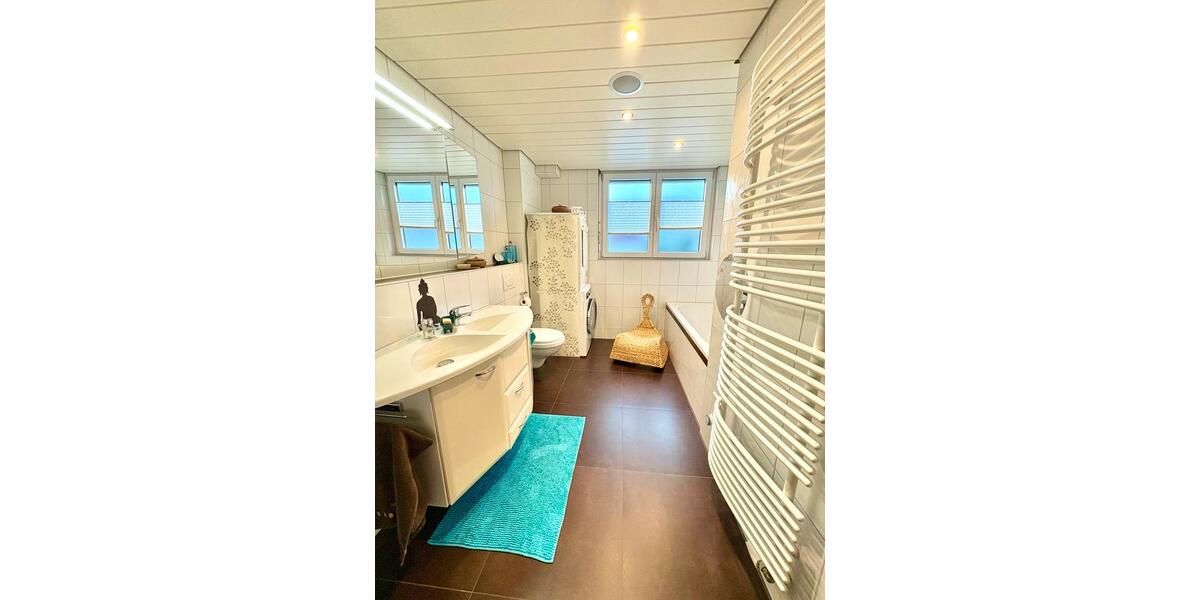 Dachgeschoßwohnung Marbach am Neckar - 5 Zimmer, 130 m&sup2;, 610.000&euro; | Angebot:27014478