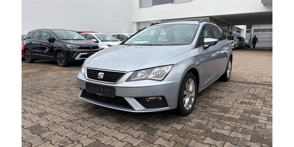 Seat Leon 114.047 km 10.995 &euro; Stuttgart 70597