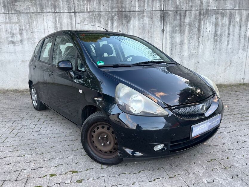 Honda Jazz 187.250 km 990 € Stuttgart 70378