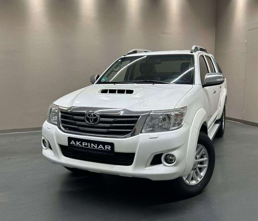 Toyota Hilux 52.000 km 26.900 € Holzgerlingen 71088