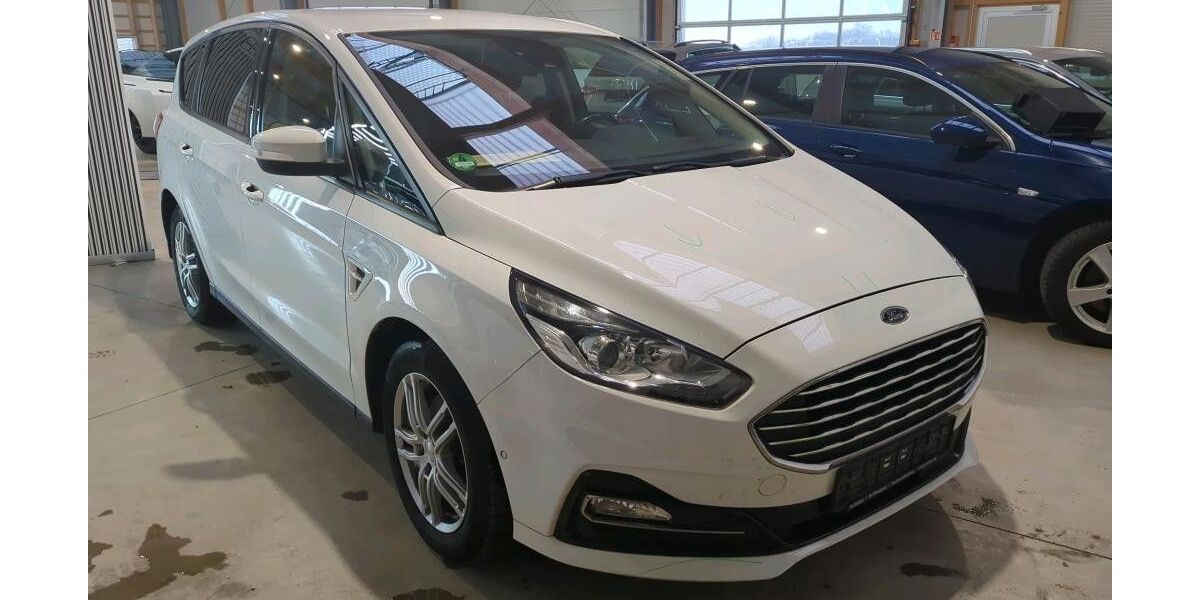 Ford S-Max 245.000 km 8.550 &euro; Ditzingen 71254
