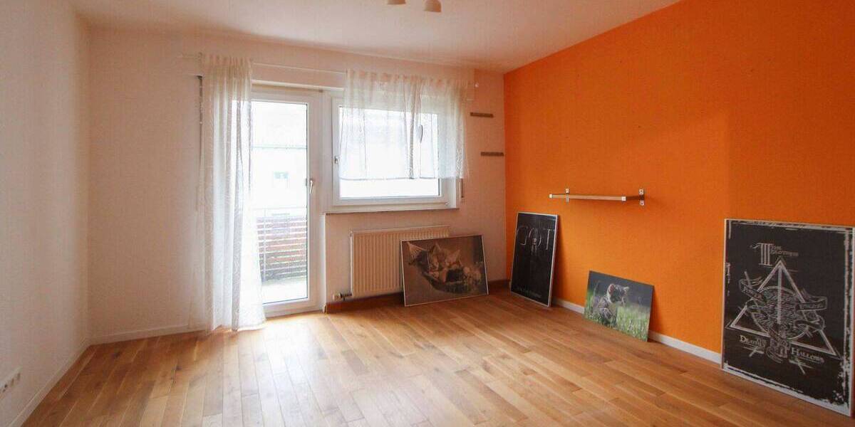 Reihenmittelhaus Stuttgart Steckfeld - 9 Zimmer, 208 m&sup2;, 765.000&euro; | Angebot:26319304