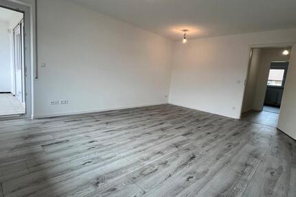 Wohnung Metzingen - 3.5 Zimmer, 80 m&sup2;, 1.200&euro; | Angebot:25171975