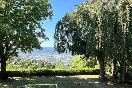 Haus Stuttgart Nord - 7 Zimmer, 198 m&sup2;, 2.950&euro; | Angebot:26886443