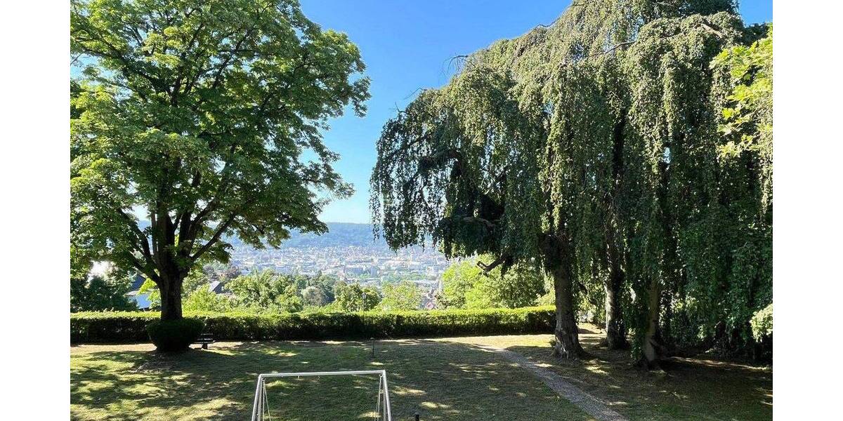 Reihenendhaus Stuttgart Nord - 7 Zimmer, 198 m&sup2;, 2.950&euro; | Angebot:26886443