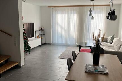 Wohnung Esslingen am Neckar Brühl - 5 Zimmer, 127 m&sup2;, 2.250&euro; | Angebot:26320180