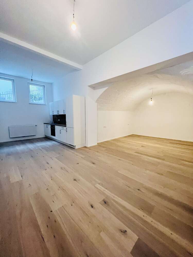 Wohnung zum Mieten in Stuttgart 1.345 € 63 m²