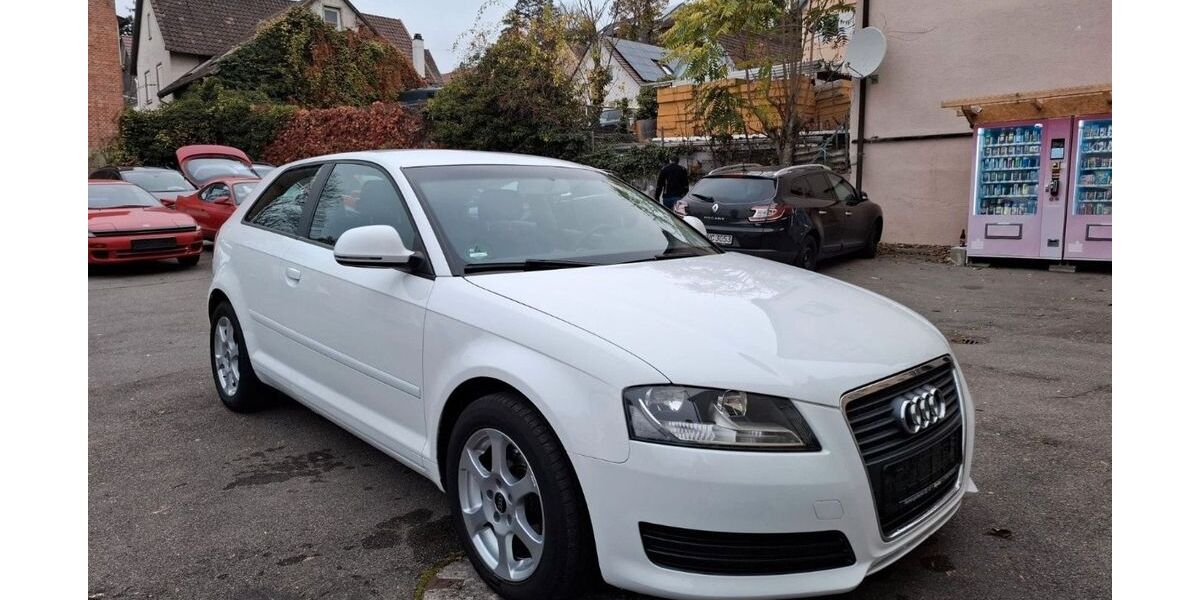 Audi A3 215.000 km 3.800 &euro; Stuttgart 70378