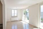 Neuwertiges, freistehendes Einfamilienhaus in Stgt.-Zuffenhausen