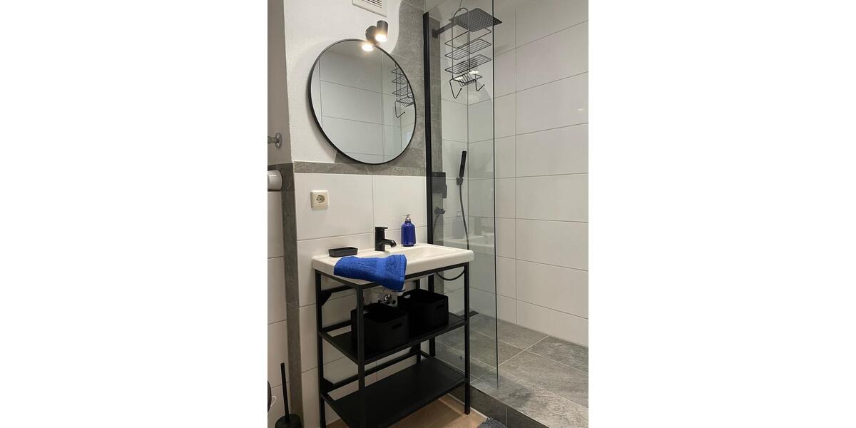 Etagenwohnung Stuttgart Bad Cannstatt - 1 Zimmer, 36 m&sup2;, 192.000&euro; | Angebot:26910312