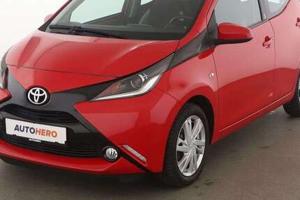 Toyota Aygo 33.414 km 12.770 € Stuttgart 70195