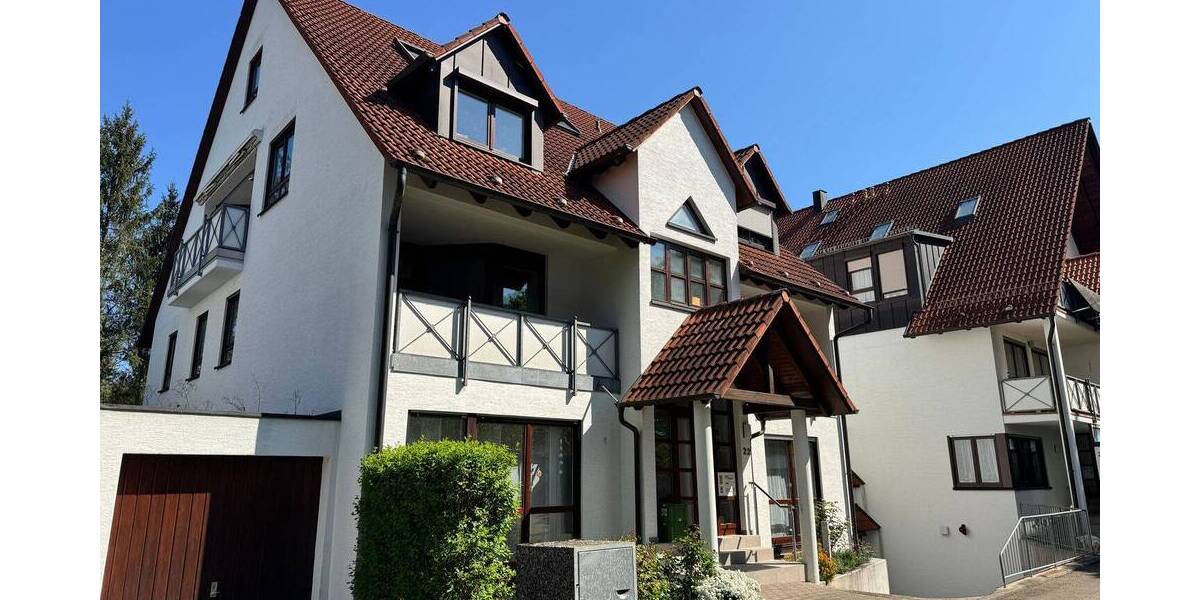 *** PRAKTISCH GESCHNITTEN - BESONDERE AUSSTATTUNG - STADTNAH *** 4 zimmer