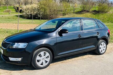 Skoda Rapid 62.000 km 10.800 € Leutenbach 71397