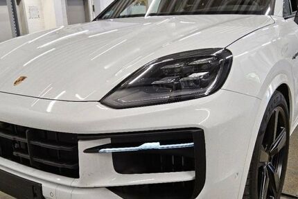 Porsche Cayenne 15.250 km 107.790 &euro; Stuttgart 70499