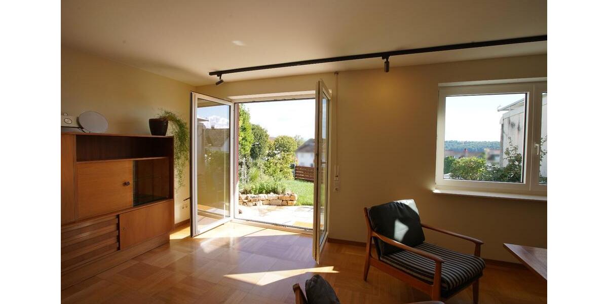 Haus mit Garten zur Miete: MID-CENTURY-Traum in Oberesslingen 6 zimmer