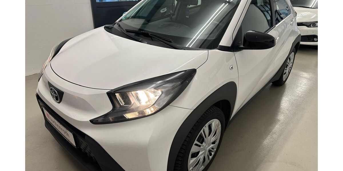 Toyota Aygo (X) 97.100 km 11.590 &euro; LEONBERG 71229