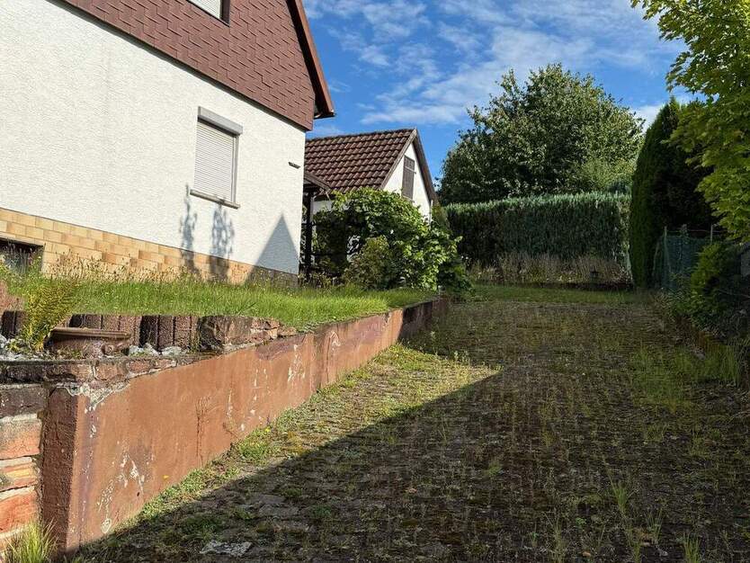 Doppelhaushälfte ideal für Handwerker und Mehrgenerationen Haus in toller ruhiger Lage, Garten, Freisitz, Schuppen 7 zimmer