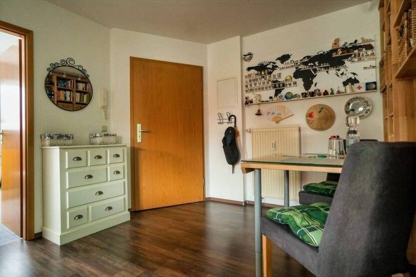 Neuwertige, zentral gelegene Wohnung in Herrenberg. Schnell in der Altstadt und zur S-Bahn.