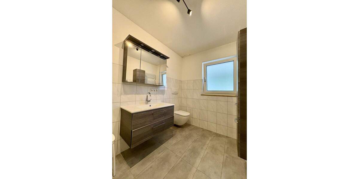 Einfamilienhaus Unterriexingen Unterriexingen - 7 Zimmer, 203 m&sup2;, 675.000&euro; | Angebot:24555941