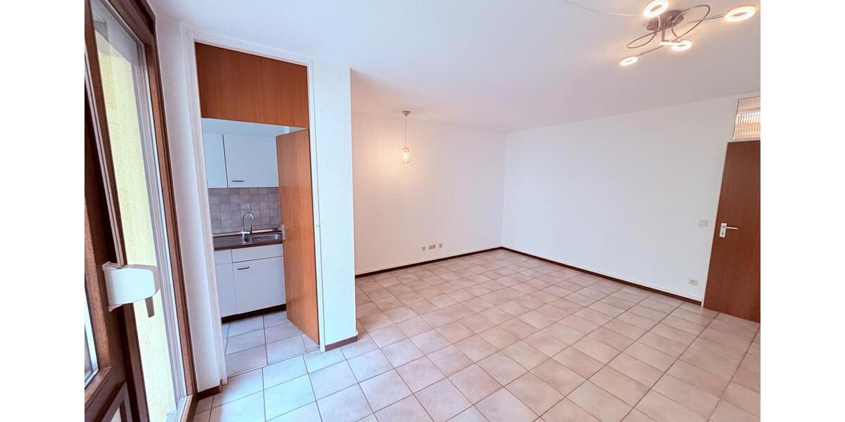 Erdgeschoßwohnung Esslingen am Neckar - 2 Zimmer, 53 m&sup2;, 850&euro; | Angebot:26301447