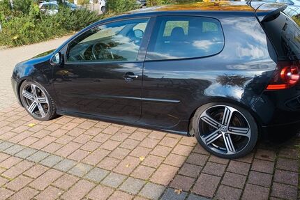 VW Golf 154.040 km 8.000 € Leonberg 71229