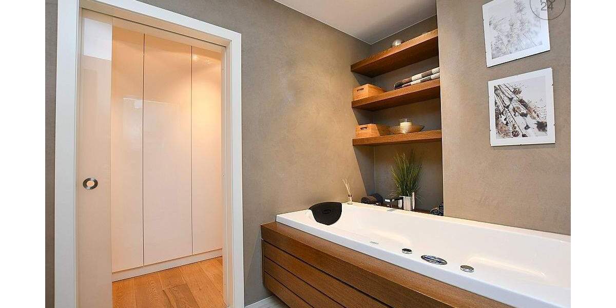 Etagenwohnung Stuttgart Ost - 2 Zimmer, 63 m&sup2;, 1.590&euro; | Angebot:25249500