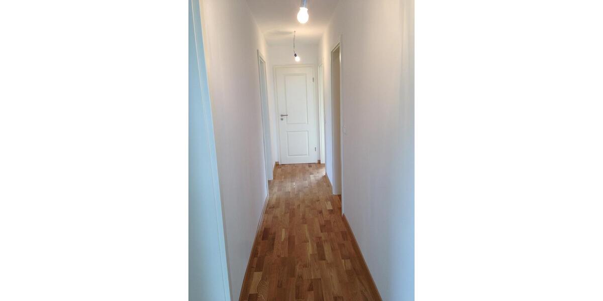 Etagenwohnung Stuttgart Botnang - 3 Zimmer, 89 m&sup2;, 1.350&euro; | Angebot:26529045