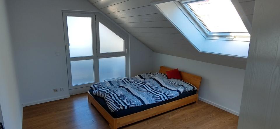 Dachgeschoßwohnung Stuttgart Fasanenhof-Ost - 3 Zimmer, 78 m&sup2;, 369.000&euro; | Angebot:26416733