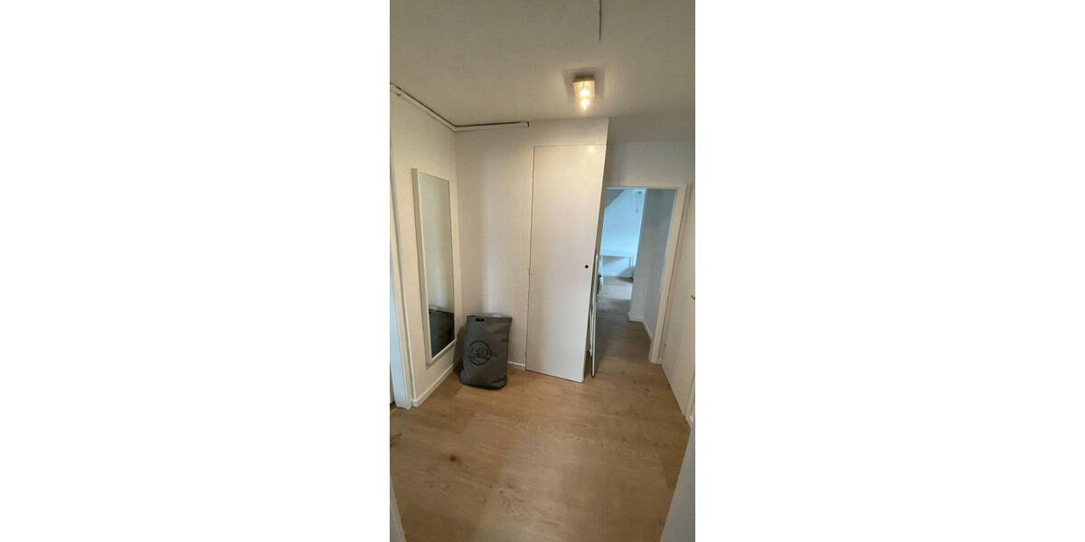 Etagenwohnung STUTTGART Untertürkheim - 2 Zimmer, 50 m&sup2;, 750&euro; | Angebot:26203900