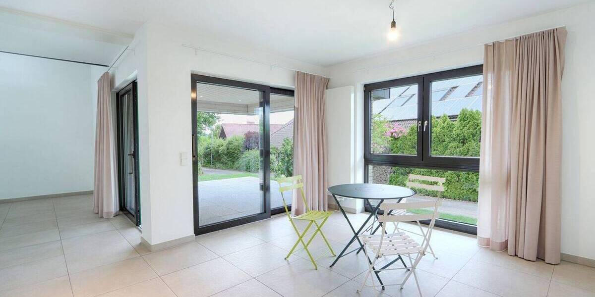 Einfamilienhaus Reutlingen Altenburg - 6 Zimmer, 197 m&sup2;, 2.750&euro; | Angebot:26908795