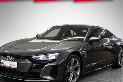 Audi e-tron GT 42.786 km 50.450 &euro; Stuttgart 70563