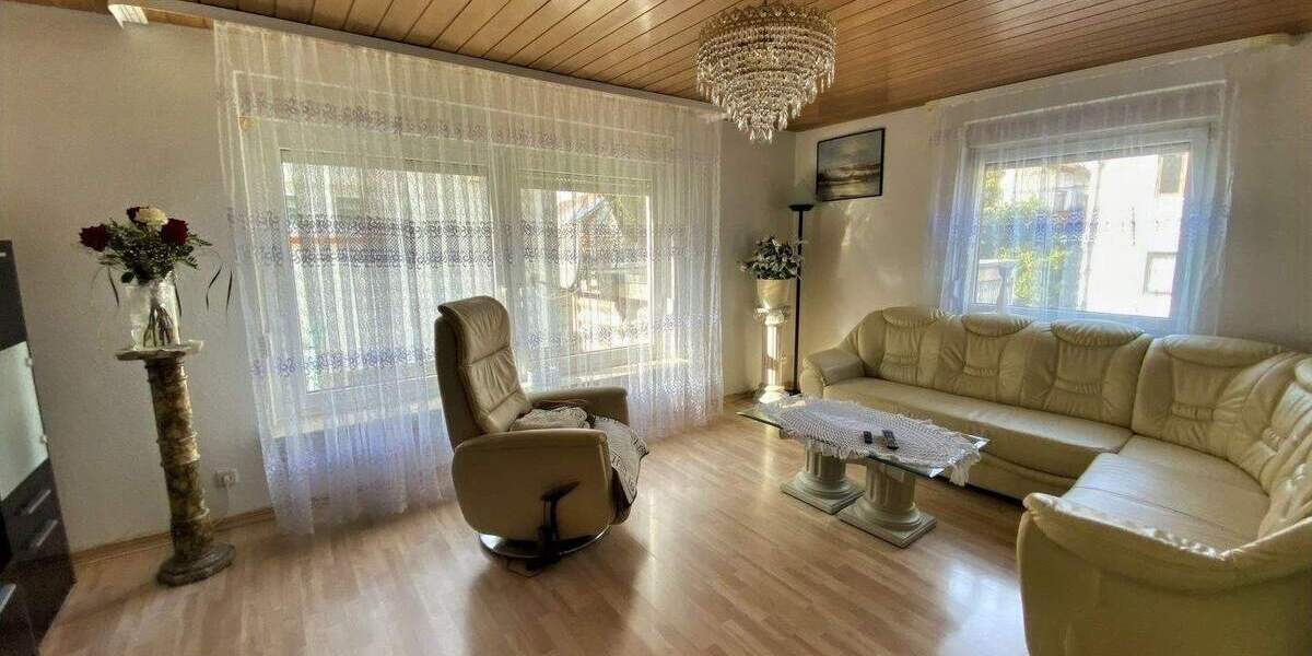Mehrfamilienhaus, Wohnhaus Leonberg Eltingen - 1 Zimmer, 327 m&sup2;, 895.000&euro; | Angebot:25704321