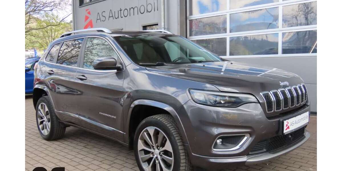 Jeep Cherokee 101.000 km 15.590 &euro; Stuttgart 70329