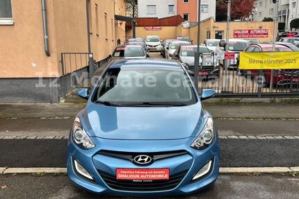Hyundai i30 90.284 km 11.800 € Stuttgart 70435