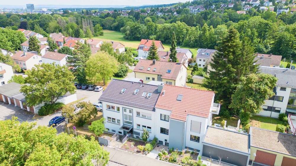 Einfamilienhaus Stuttgart - 13 Zimmer, 323 m&sup2;, 1.290.000&euro; | Angebot:26186444