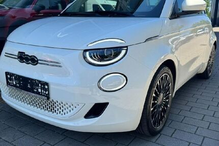 Fiat 500e 54.880 km 18.500 &euro; Böblingen 71034
