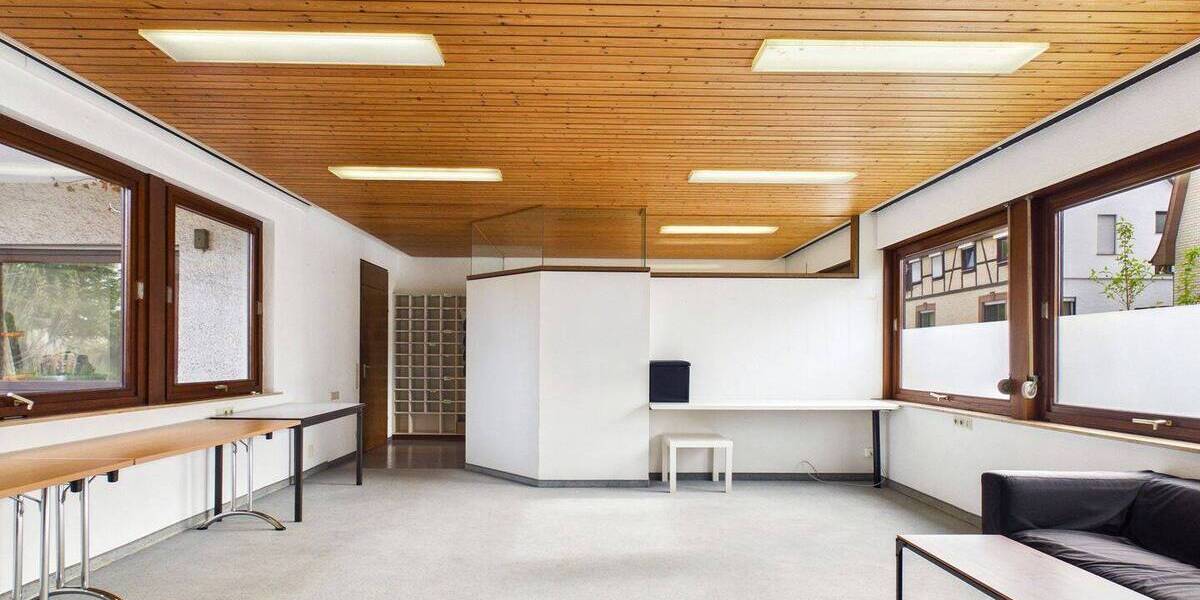 Gewerbeobjekt Winnenden - 3 Zimmer, 97 m&sup2;, 165.000&euro; | Angebot:26410313