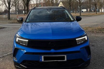 Opel Grandland (X) 46.000 km 15.800 &euro; Esslingen 73730