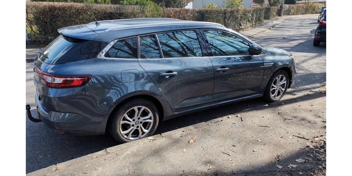 Renault Megane 90.000 km 9.500 &euro; Stuttgart 70565