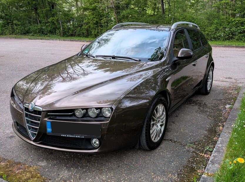Alfa Romeo 159 207.051 km 2.499 € Schorndorf 73614