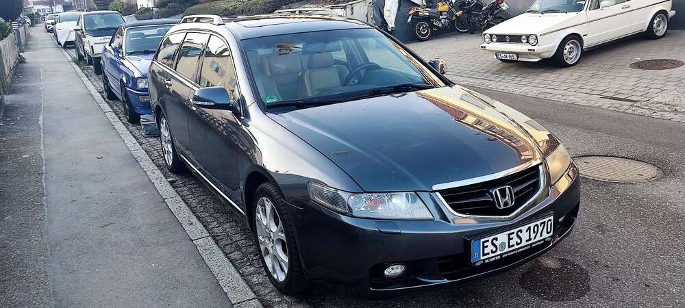 Honda Accord 292.000 km 2.350 &euro; Reichenbach an der Fils 73262