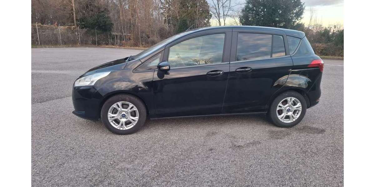 Ford B-Max 112.000 km 6.499 &euro; Stuttgart 70469