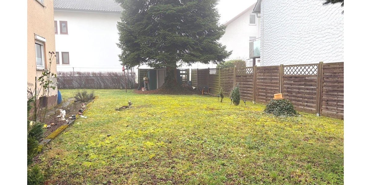 Zweifamilienhaus in Notzingen mit Potenzial zur individuellen Gestaltung - Zweifamilienhaus Notzingen Notzingen | Angebot:26361993