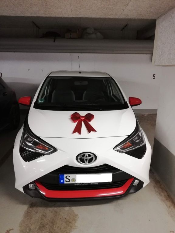 Toyota Aygo (X) 55.000 km 10.699 € Stuttgart 70372