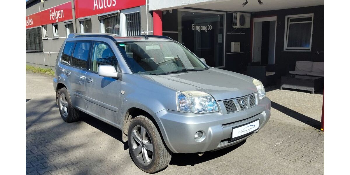 Nissan X-Trail 242.000 km 2.900 &euro; Remshalden 73630