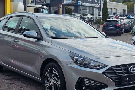 Hyundai i30 18.469 km 17.950 &euro; Leonberg 71229
