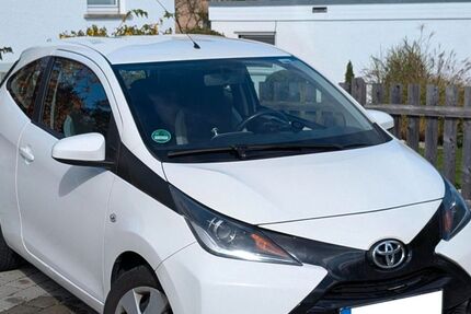 Toyota Aygo (X) 113.000 km 6.200 € Reutlingen 72770