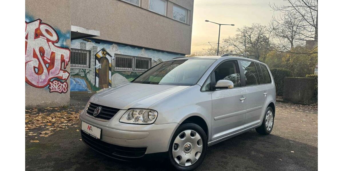 VW Touran 110.000 km 5.320 &euro; Stuttgart 70376